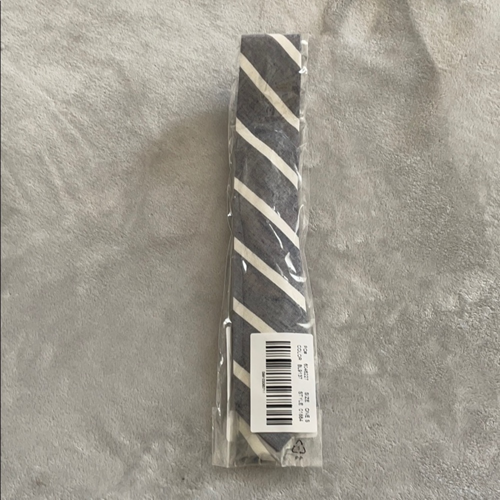J. Crew Men’s Blue and White Tie